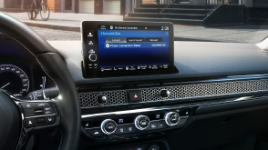Closeup of touchscreen on the HondaLink home screen. 